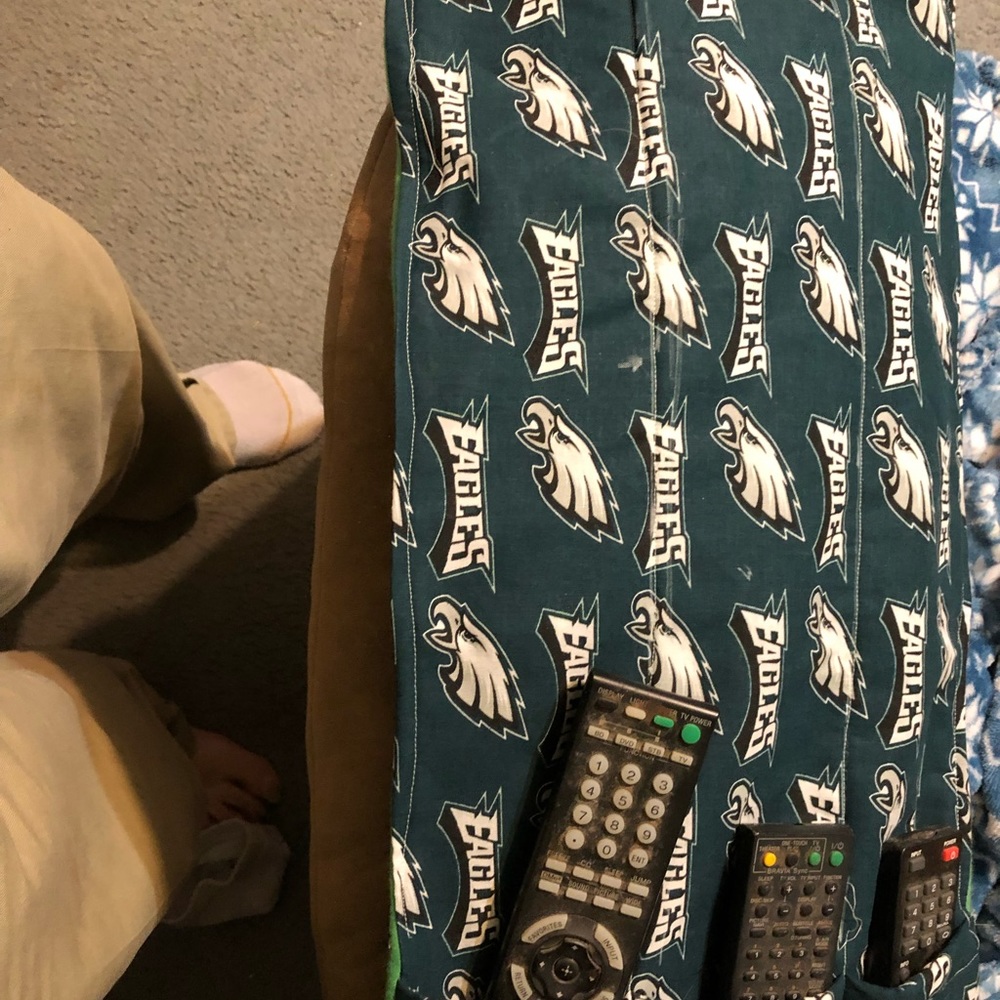 Philadelphia eagles remote control holder